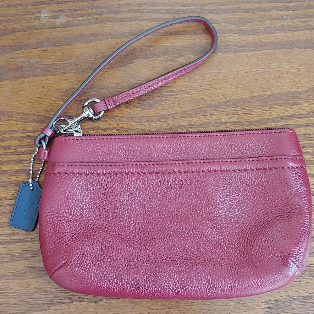 Coach Park Leather Medium Wristlet Clutch